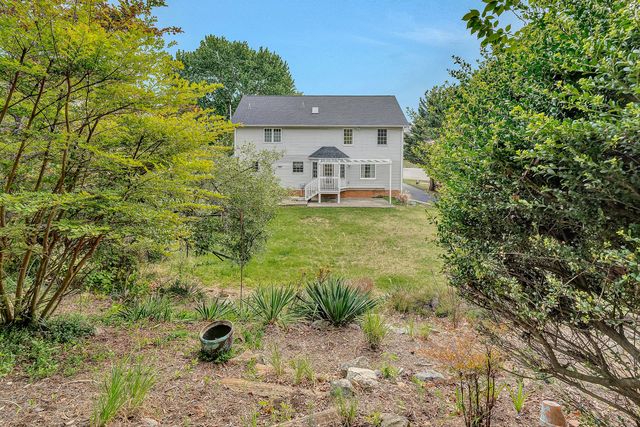 175 Wellington LN, Daleville, VA 24083