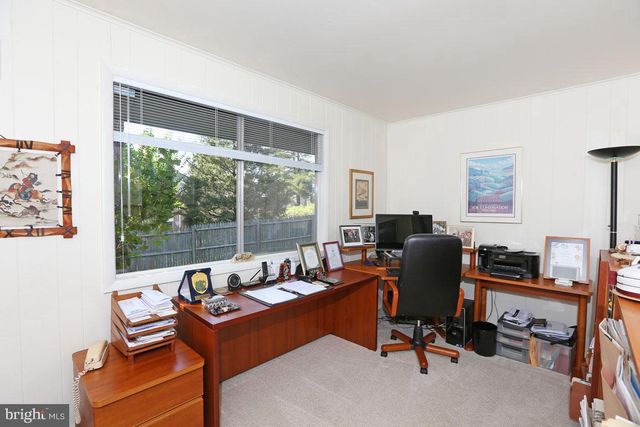 6900 HEATHERHILL RD, Bethesda, MD 20817