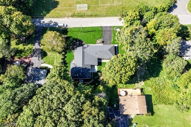 23 Melrose Ave, West Milford Twp., NJ 07421