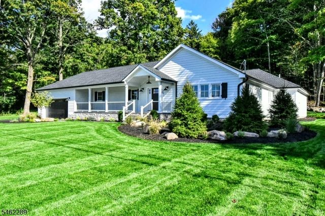 23 Melrose Ave, West Milford Twp., NJ 07421
