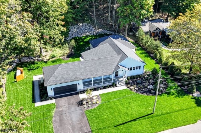 23 Melrose Ave, West Milford Twp., NJ 07421