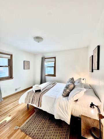 1064 Glenhill Road, Saint Paul, MN 55126