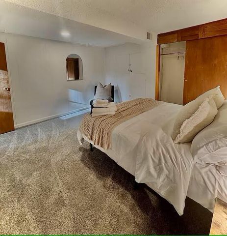 1064 Glenhill Road, Saint Paul, MN 55126