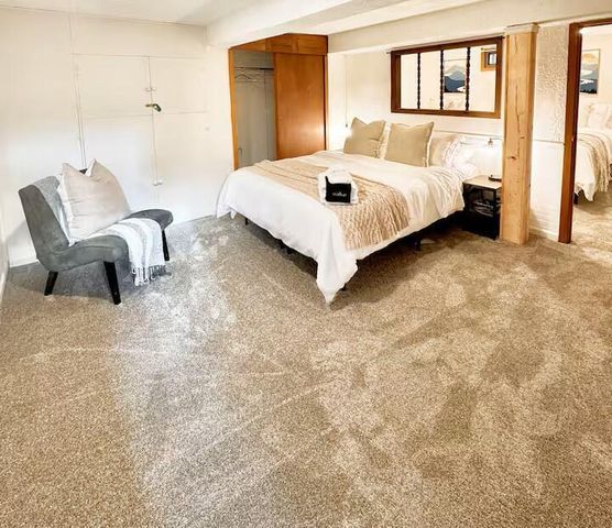 1064 Glenhill Road, Saint Paul, MN 55126