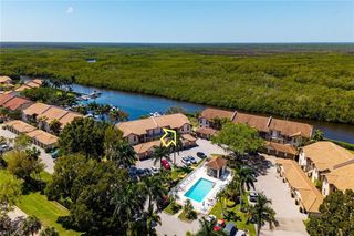 194 Newport DR 908, Naples, FL 34114