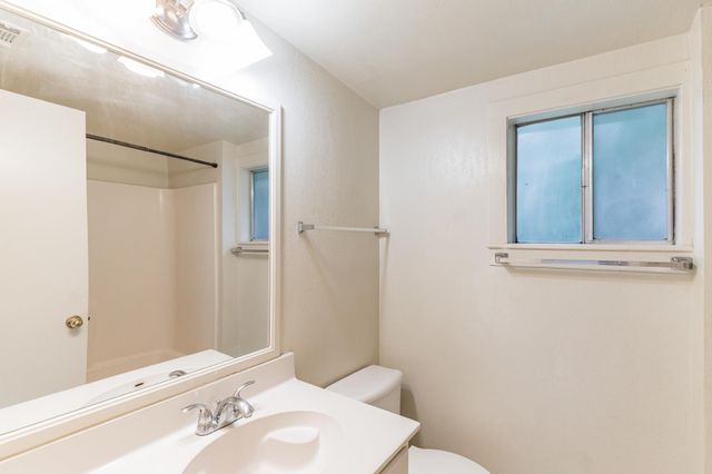 501 E 4th ST, Georgetown, TX 78626