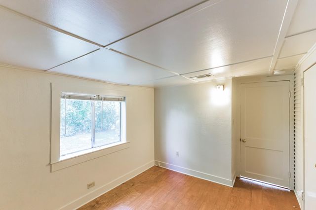 501 E 4th ST, Georgetown, TX 78626