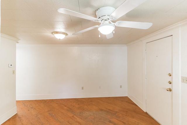 501 E 4th ST, Georgetown, TX 78626