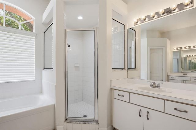 4004 WATER PARK COURT, Riverview, FL 33578