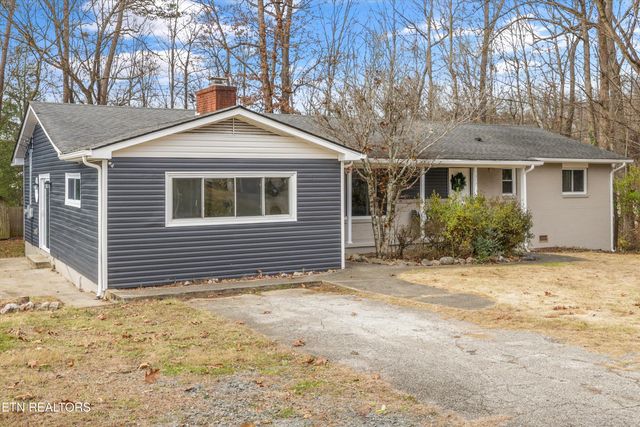 5817 Stoneleigh Rd, Knoxville, TN 37912