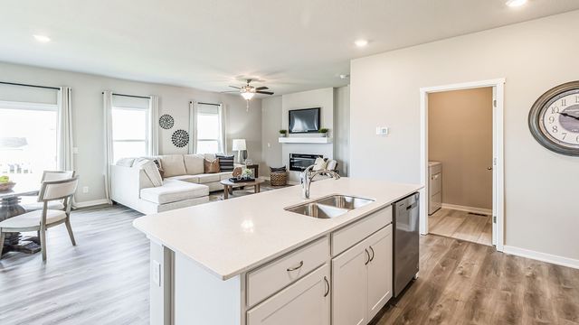 10263 NW 68th Avenue, Johnston, IA 50131