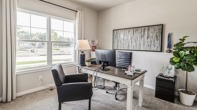 10263 NW 68th Avenue, Johnston, IA 50131