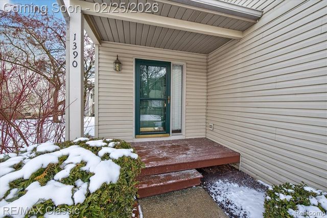 1390 Patricia Avenue 17, Ann Arbor, MI 48103