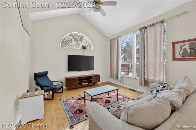 1390 Patricia Avenue 17, Ann Arbor, MI 48103