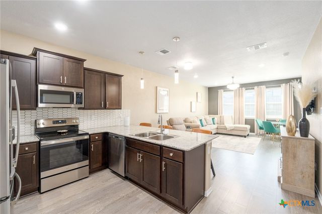 202 Green Valley Drive, Copperas Cove, TX 76522