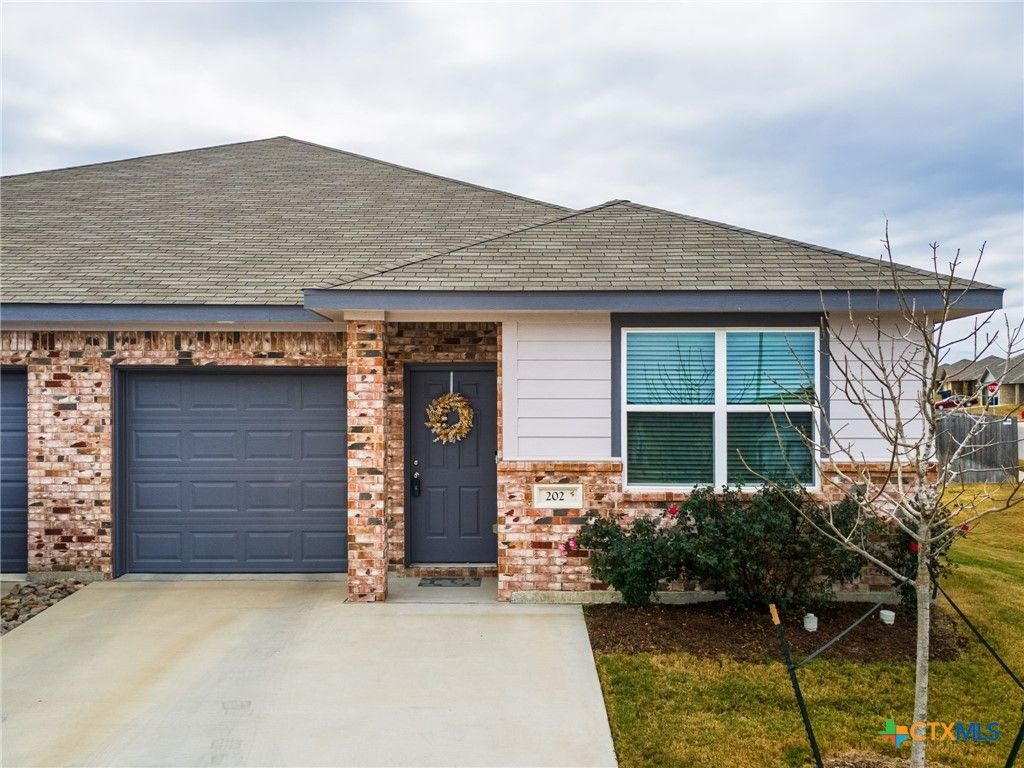 202 Green Valley Drive, Copperas Cove, TX 76522