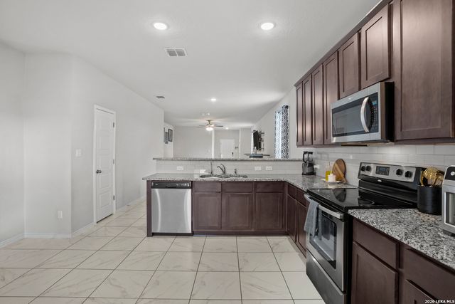 6238 Longhurst, San Antonio, TX 78218