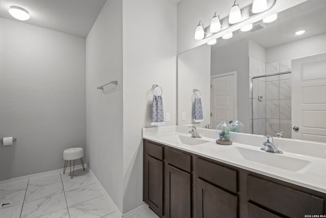 6238 Longhurst, San Antonio, TX 78218