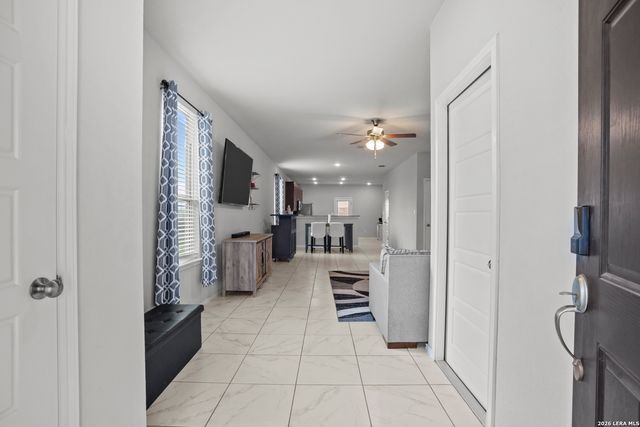 6238 Longhurst, San Antonio, TX 78218