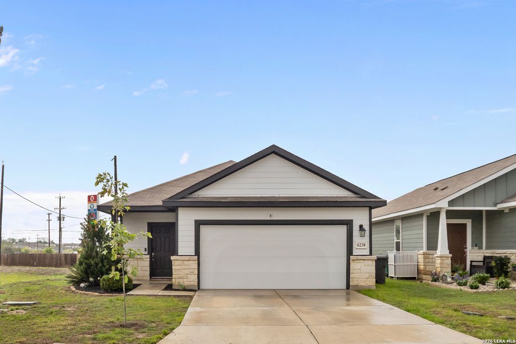 6238 Longhurst, San Antonio, TX 78218