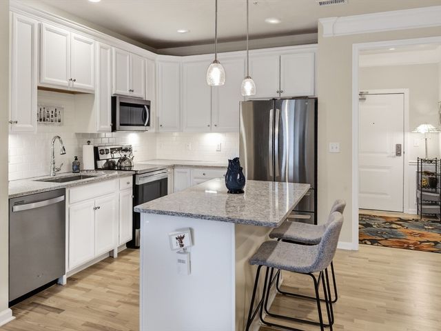 1109 Peters Farm Way 1109, Westborough, MA 01581