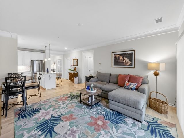 1109 Peters Farm Way 1109, Westborough, MA 01581