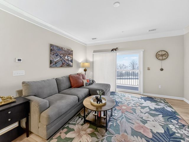 1109 Peters Farm Way 1109, Westborough, MA 01581