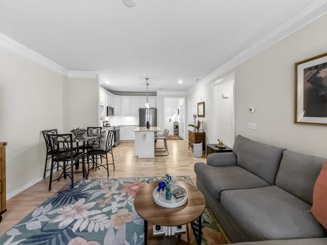 1109 Peters Farm Way 1109, Westborough, MA 01581