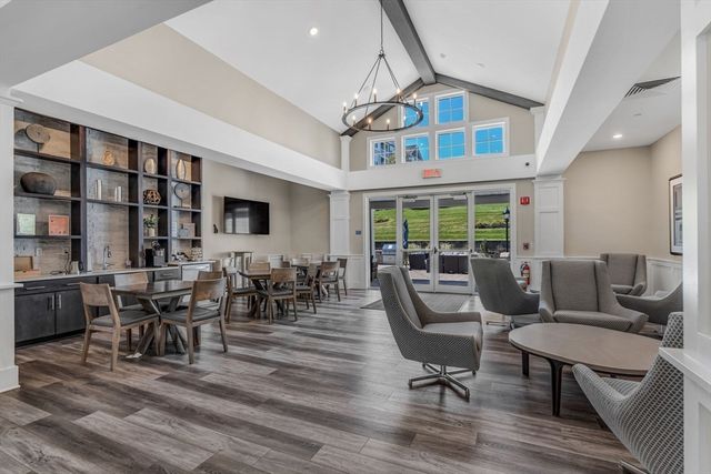 1109 Peters Farm Way 1109, Westborough, MA 01581