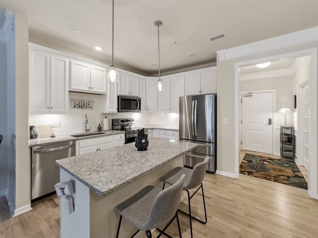 1109 Peters Farm Way 1109, Westborough, MA 01581