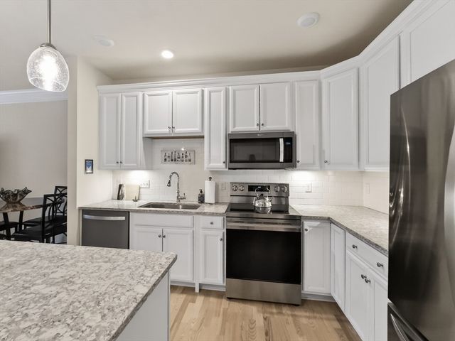 1109 Peters Farm Way 1109, Westborough, MA 01581