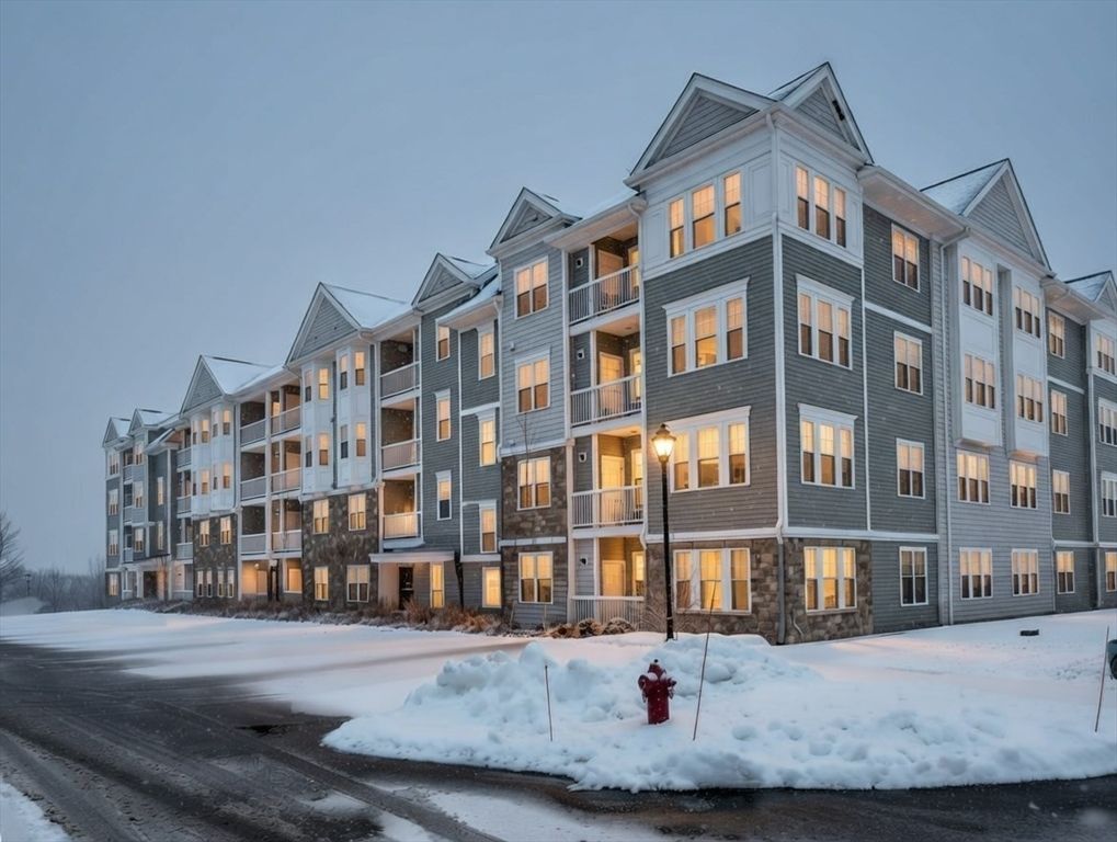 1109 Peters Farm Way 1109, Westborough, MA 01581