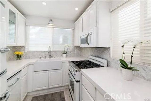 577 Ramona B, Laguna Beach, CA 92651