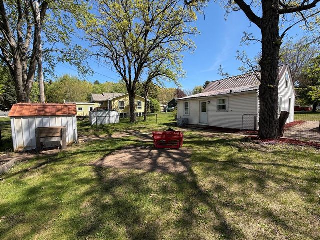 3238 7th Street, Eau Claire, WI 54703