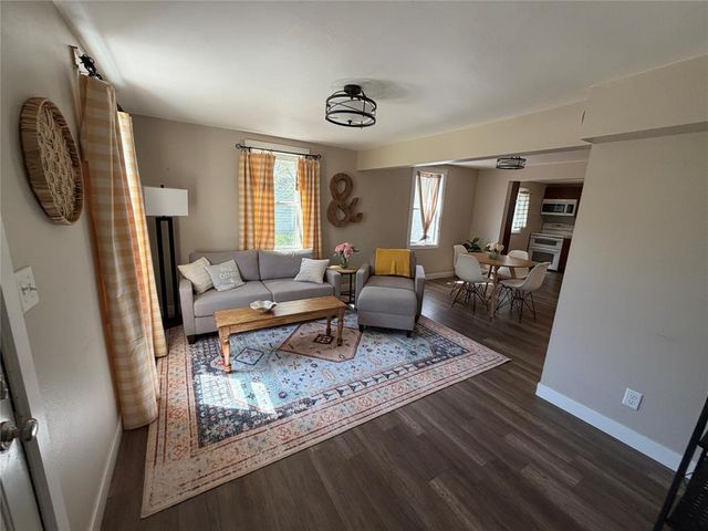 3238 7th Street, Eau Claire, WI 54703