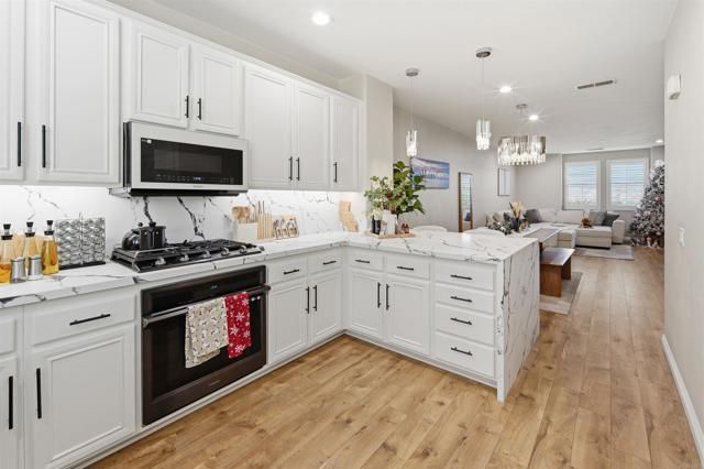 34 Via Sovana, Santee, CA 92071