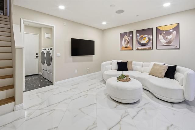 34 Via Sovana, Santee, CA 92071