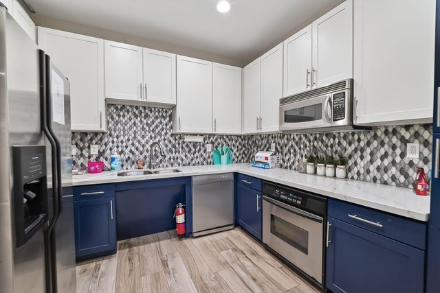 2299 Lone Star Drive 511, Sugar Land, TX 77479