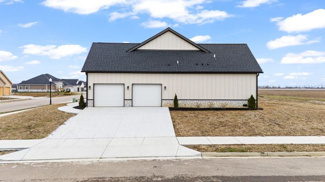 995 Rosenthal Drive 995 Rosenthal Drive, Tipp City, OH 45371