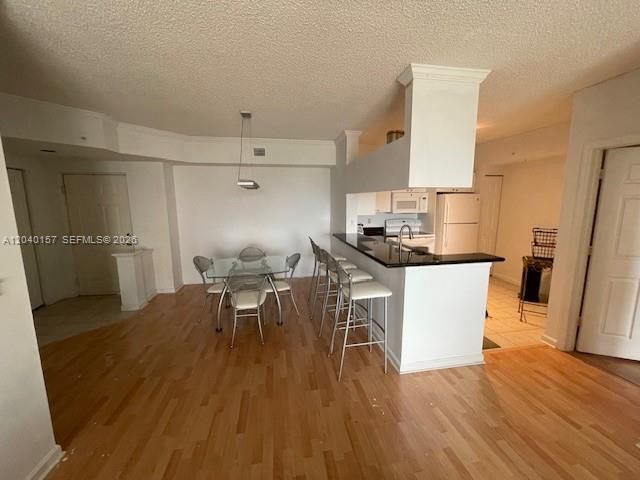 17150 N Bay Rd 2912, Sunny Isles Beach, FL 33160