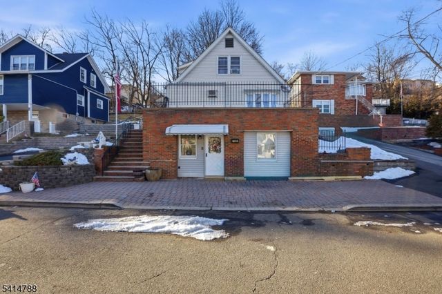 160 Barnert Ave, Totowa Boro, NJ 07512