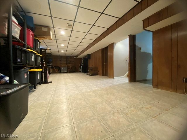 2809 Wales Avenue, Parma, OH 44134