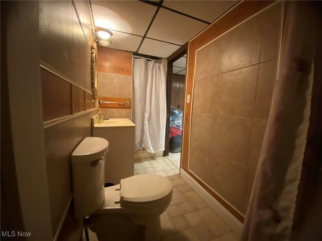 2809 Wales Avenue, Parma, OH 44134