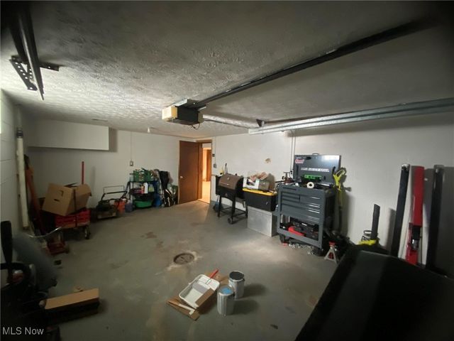 2809 Wales Avenue, Parma, OH 44134