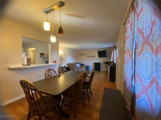 2809 Wales Avenue, Parma, OH 44134