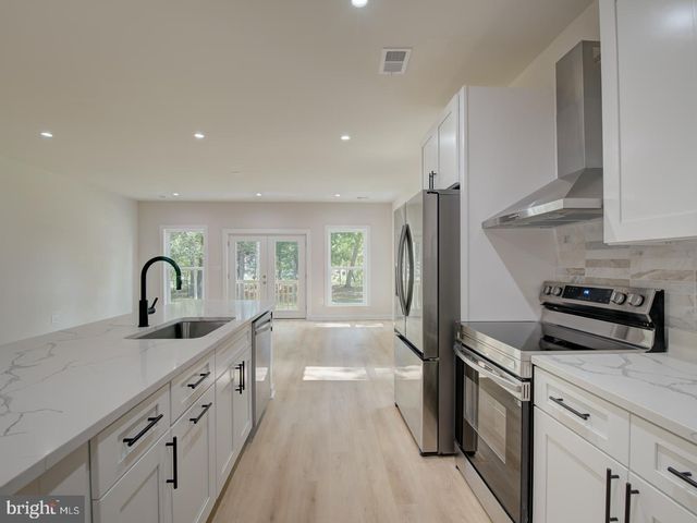 14750 JORDAN LN, Haymarket, VA 20169