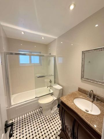 2210 Taylor Street 207, Hollywood, FL 33020