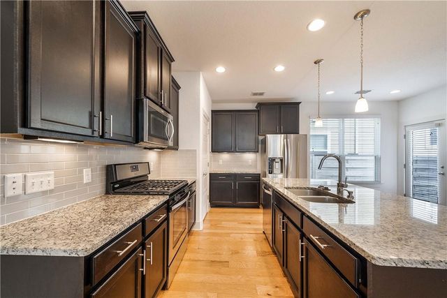 1408 Casa DR, Austin, TX 78745