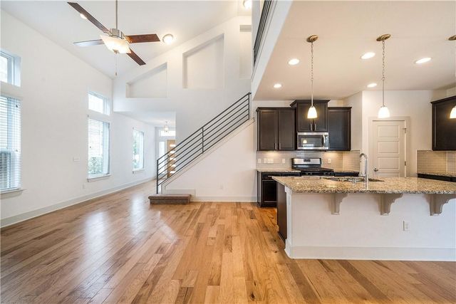 1408 Casa DR, Austin, TX 78745