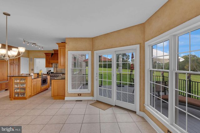 2 DAIRY FARM LANE, Lambertville, NJ 08530